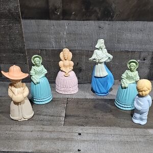 Set of Pastel Victorian Figure Toys - Multicolor